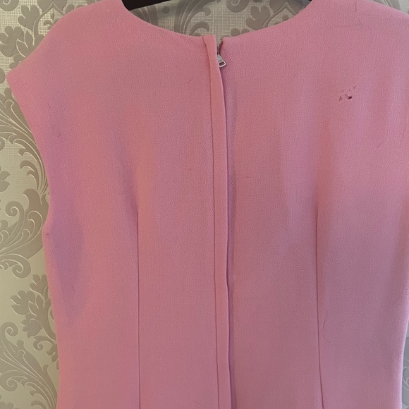 Dress by Dolce and Gabbana - Picture 6 of 7